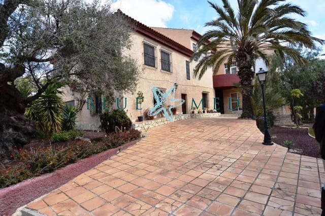 6 Zimmer Villa zu verkaufen in Mazarrón ciudad, Mazarrón mit Pool Garage - 899.995 € (Ref: 7547019)