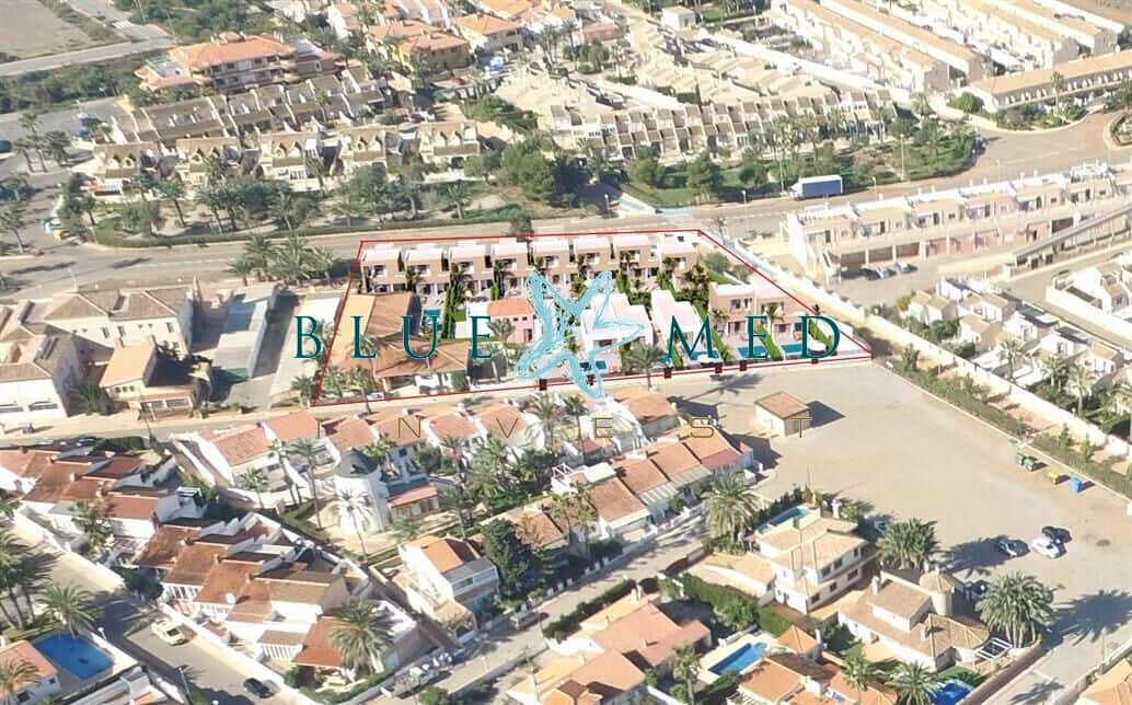 3 soveværelse Villa til salg i Los Urrutias med swimmingpool - € 384.000 (Ref: 7562097)