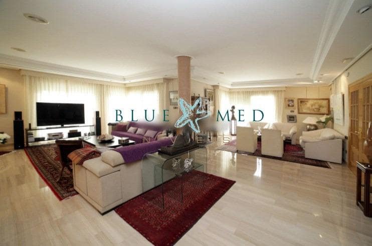 7 soveværelse Villa til salg i Altorreal med swimmingpool garage - € 4.500.000 (Ref: 7687187)