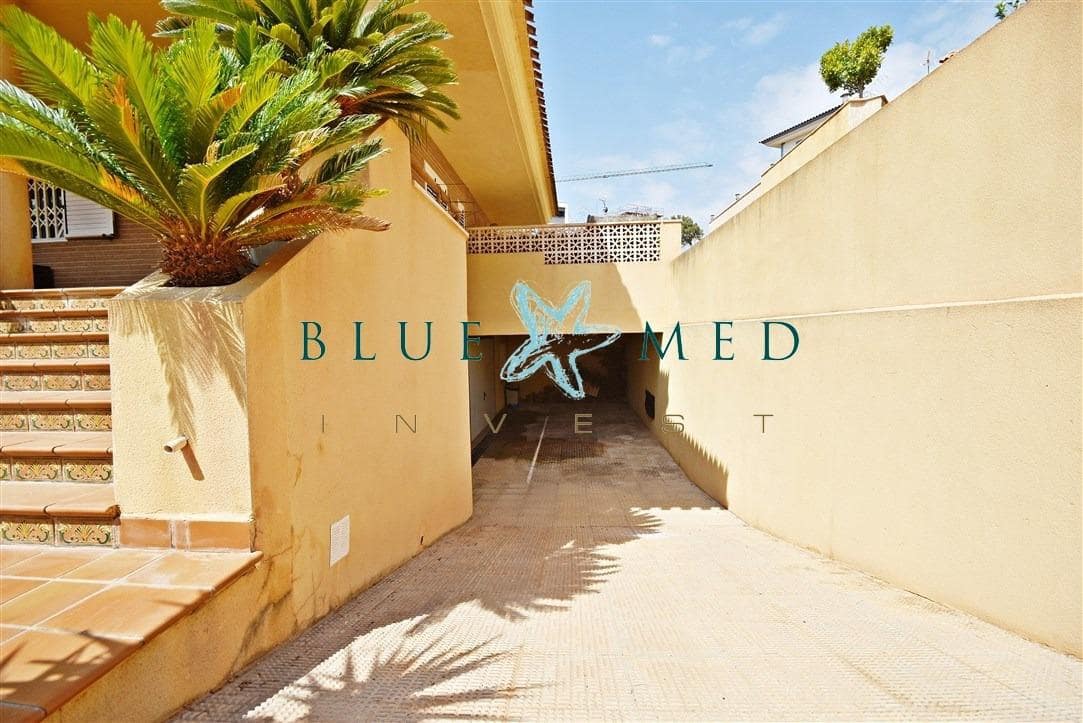 5 soveværelse Villa til salg i Puerto de Mazarron med swimmingpool garage - € 840.000 (Ref: 7695657)