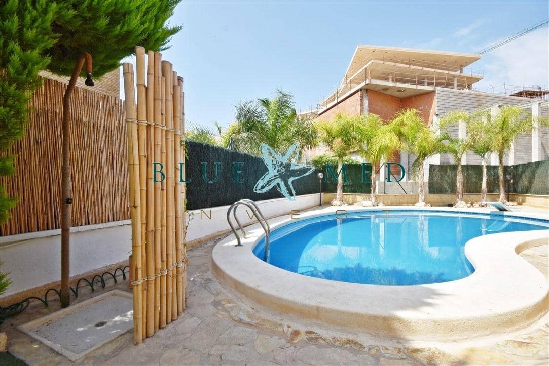 5 soveværelse Villa til salg i Puerto de Mazarron med swimmingpool garage - € 840.000 (Ref: 7695657)