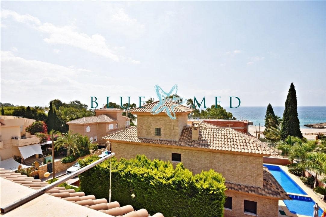 5 soveværelse Villa til salg i Puerto de Mazarron med swimmingpool garage - € 840.000 (Ref: 7695657)