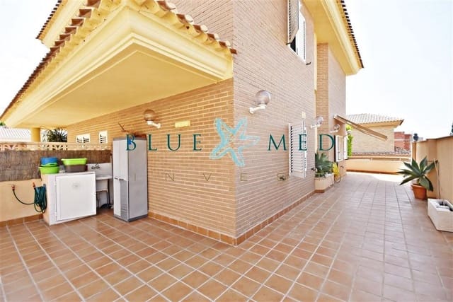 Chalet de 5 habitaciones en Puerto de Mazarron, Mazarrón en venta con piscina garaje - 840.000 € (Ref: 7695657)