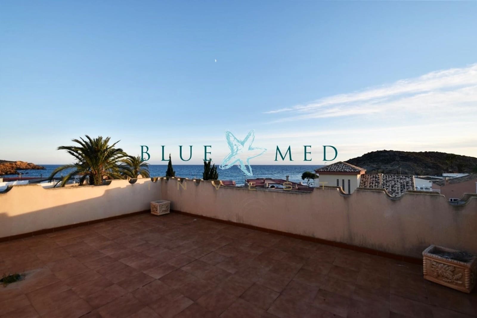 11 bedroom Villa for sale in Puerto de Mazarron with garage - € 1,200,000 (Ref: 7696397)