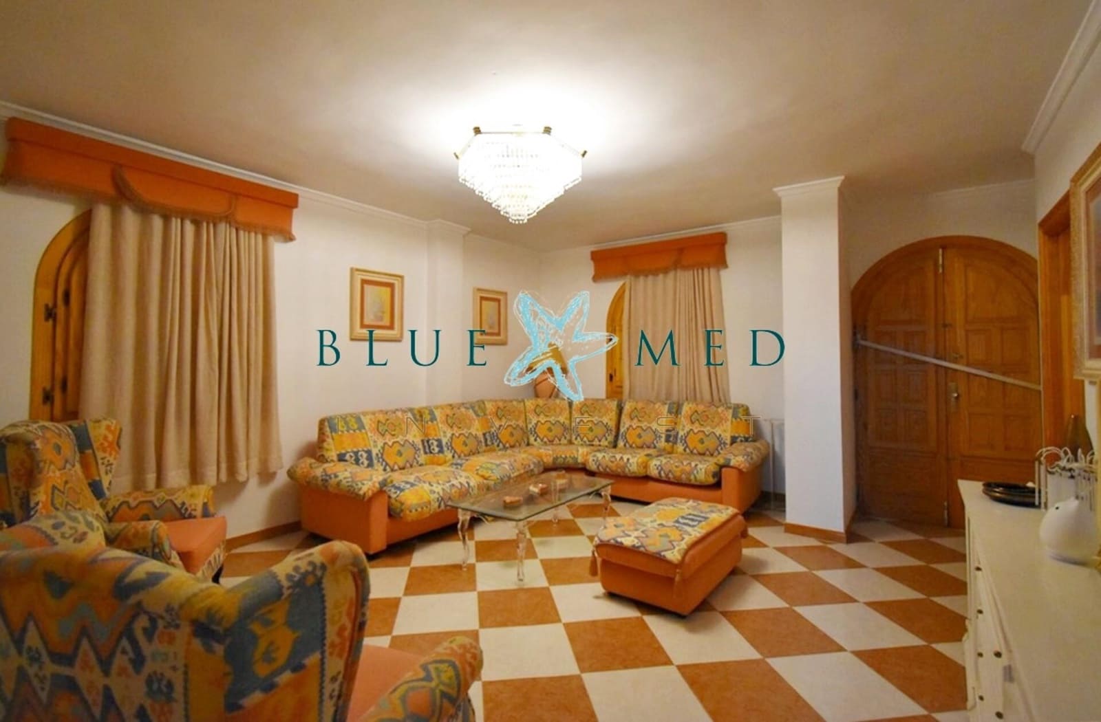 11 bedroom Villa for sale in Puerto de Mazarron with garage - € 1,200,000 (Ref: 7696397)