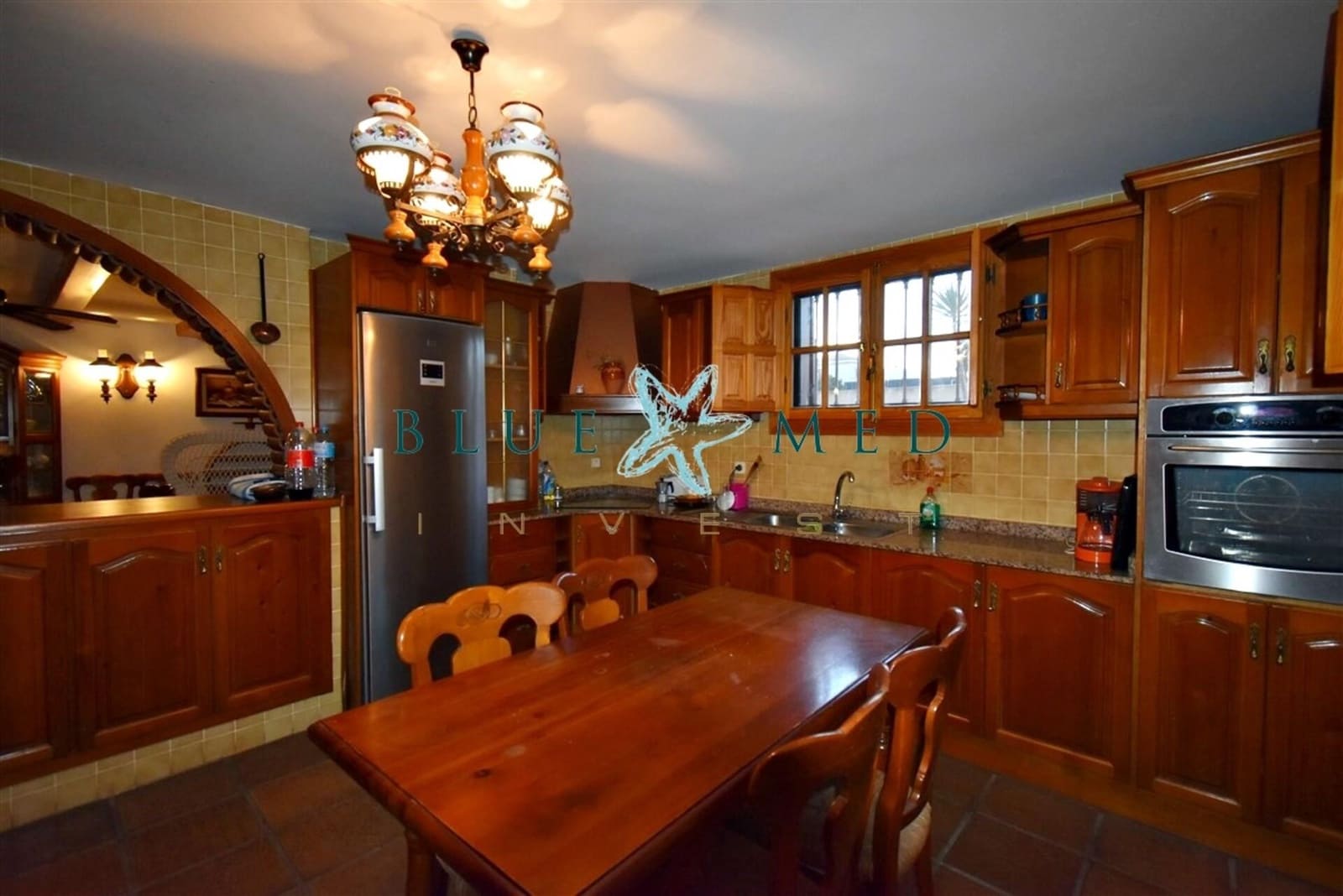 11 bedroom Villa for sale in Puerto de Mazarron with garage - € 1,200,000 (Ref: 7696397)