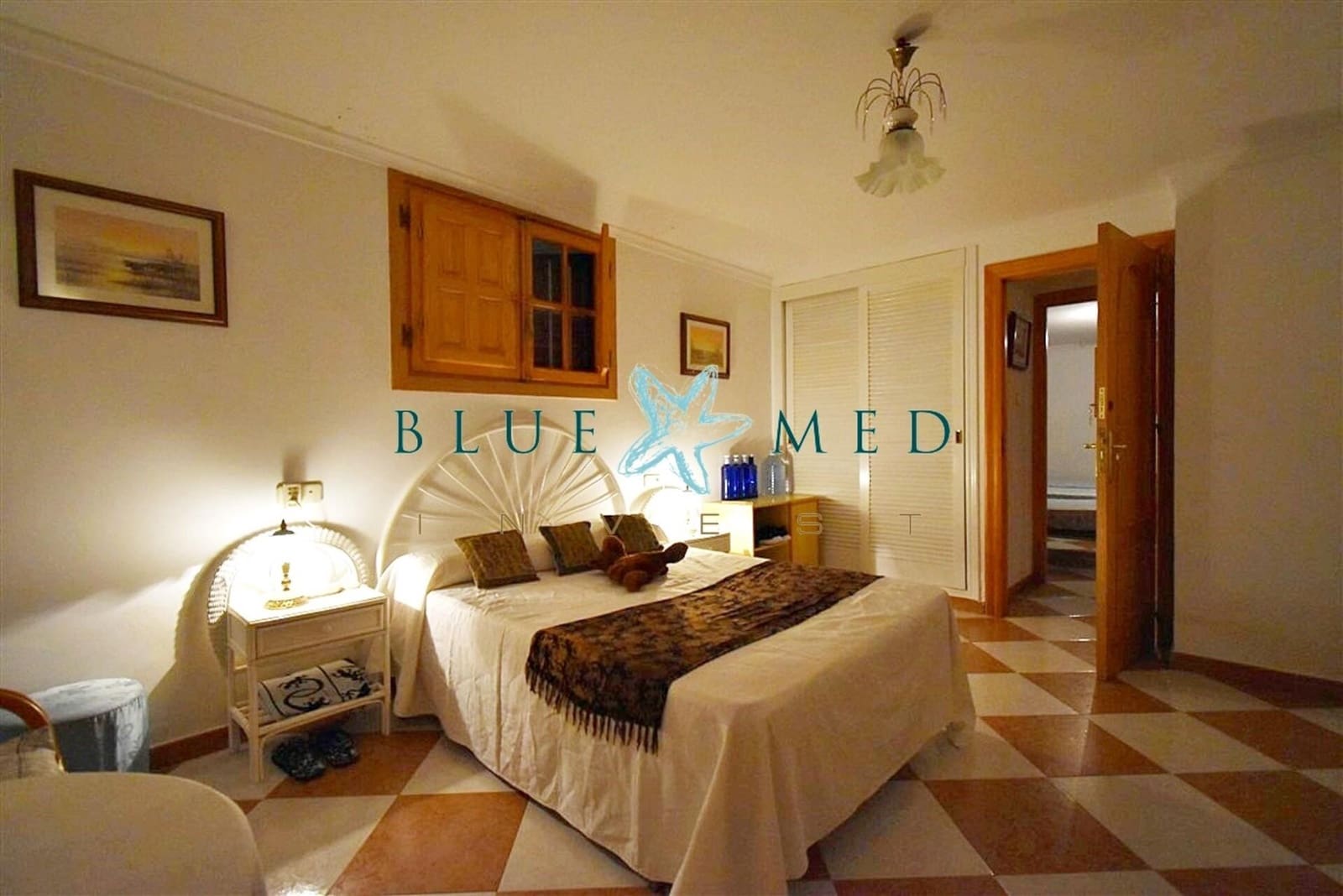 11 bedroom Villa for sale in Puerto de Mazarron with garage - € 1,200,000 (Ref: 7696397)