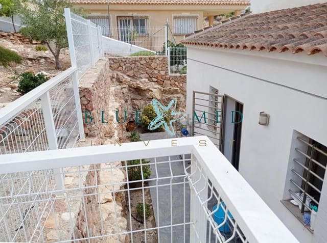 5 makuuhuone Huvila myytävänä paikassa Isla Plana, Cartagena mukana uima-altaan 
autotalli - 590 000 € (Ref: 7696413)