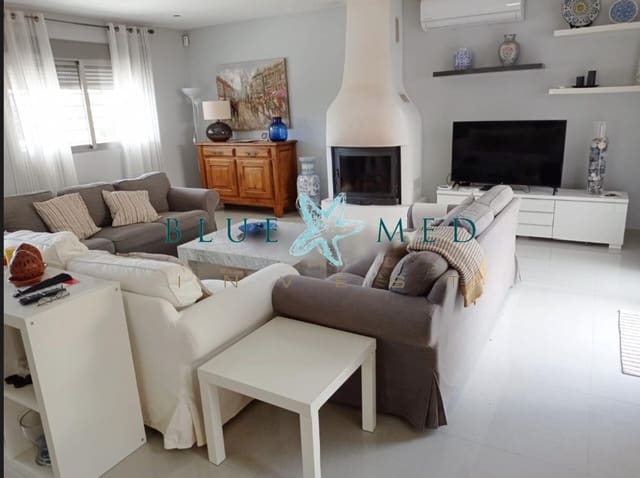 5 makuuhuone Huvila myytävänä paikassa Isla Plana, Cartagena mukana uima-altaan 
autotalli - 590 000 € (Ref: 7696413)