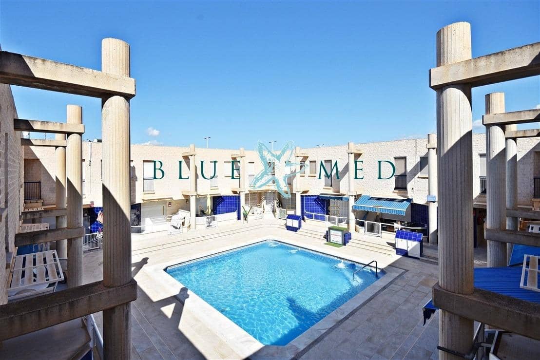 3 quarto Apartamento para venda em Puerto de Mazarron com piscina - 157 000 € (Ref: 7765269)