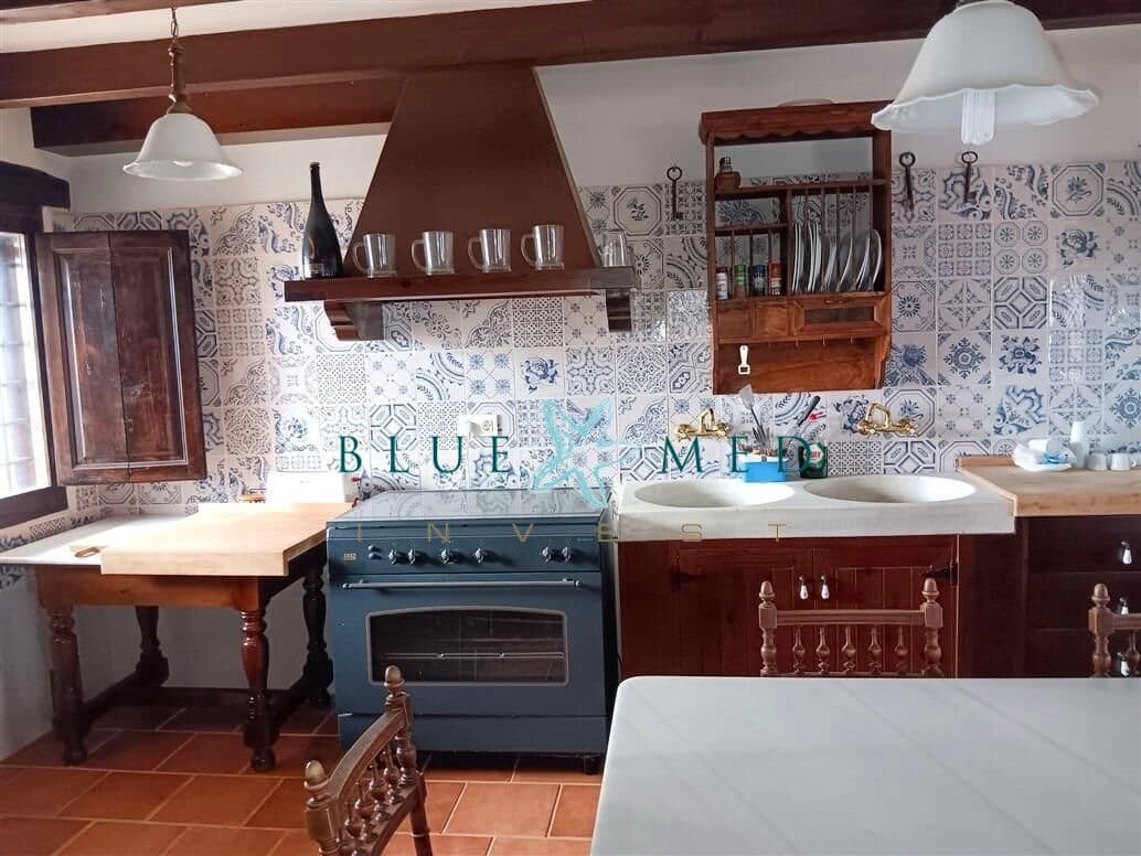 7 soverom Finca/Herregård til salgs i Calarreona med garasje - € 849 850 (Ref: 7777970)