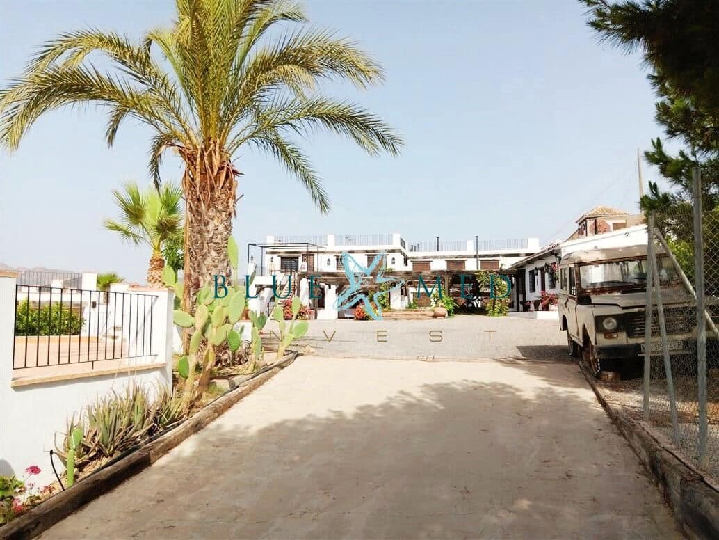 7 soverom Finca/Herregård til salgs i Calarreona med garasje - € 849 850 (Ref: 7777970)