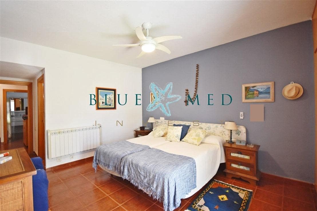 8 soveværelse Villa til salg i Puerto de Mazarron med swimmingpool garage - € 600.000 (Ref: 7801092)