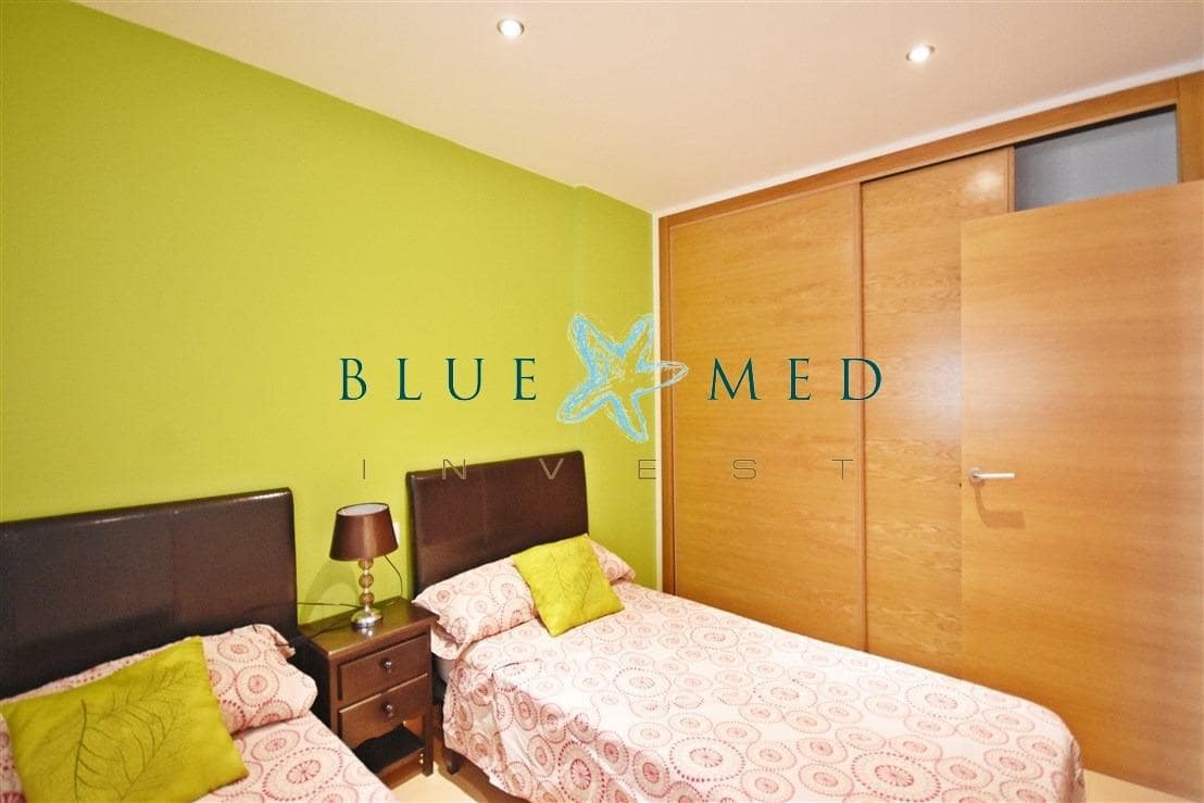 3 bedroom Flat for sale in Condado de Alhama with pool - € 125,000 (Ref: 7810579)