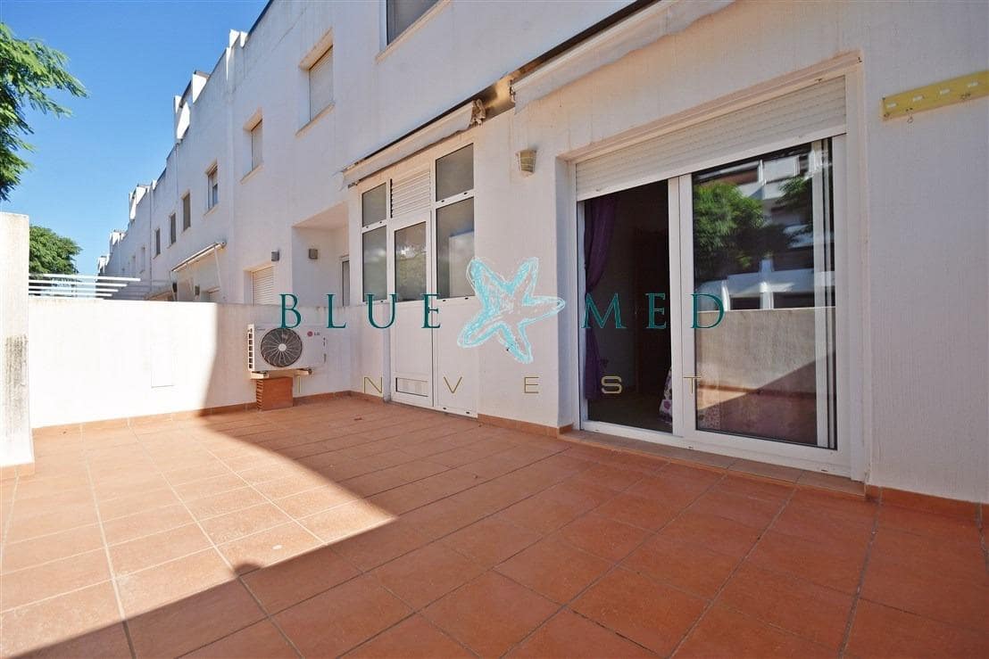 3 bedroom Flat for sale in Condado de Alhama with pool - € 125,000 (Ref: 7810579)