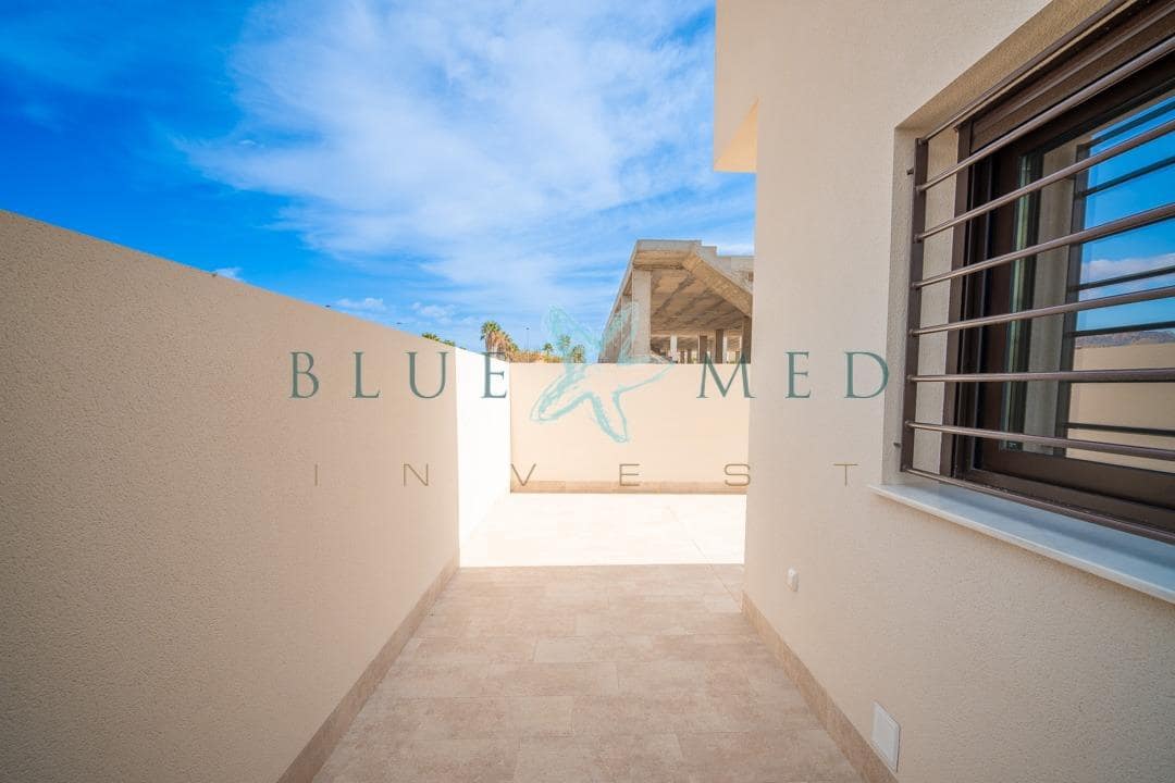 3 slaapkamer Villa te koop in Puerto de Mazarron met garage - € 302.000 (Ref: 8209219)