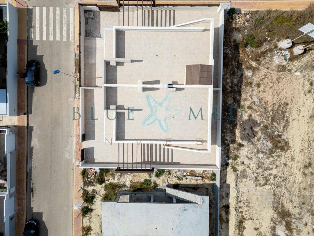 3 slaapkamer Villa te koop in Puerto de Mazarron met garage - € 302.000 (Ref: 8209219)