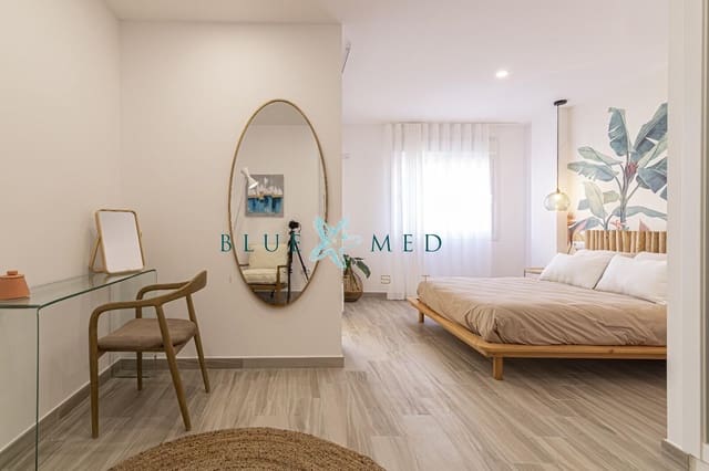 2 Zimmer Apartment zu verkaufen in La Manga del Mar Menor mit Pool - 248.195 € (Ref: 8313791)