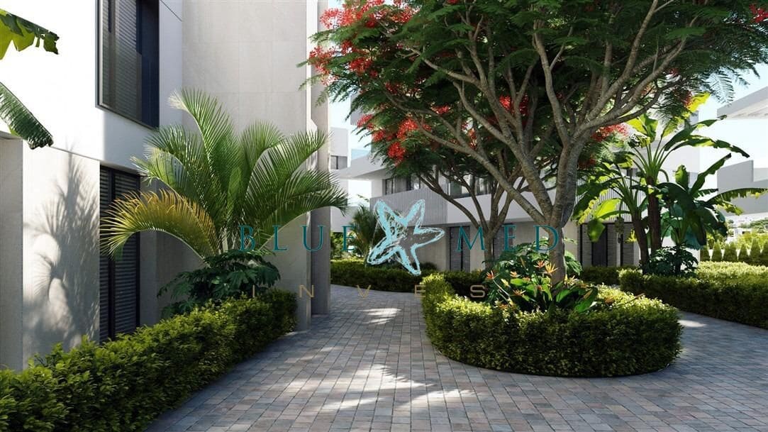 Apartamento de 3 habitaciones en Los Alcázares en venta con piscina garaje - 347.900 € (Ref: 8370928)