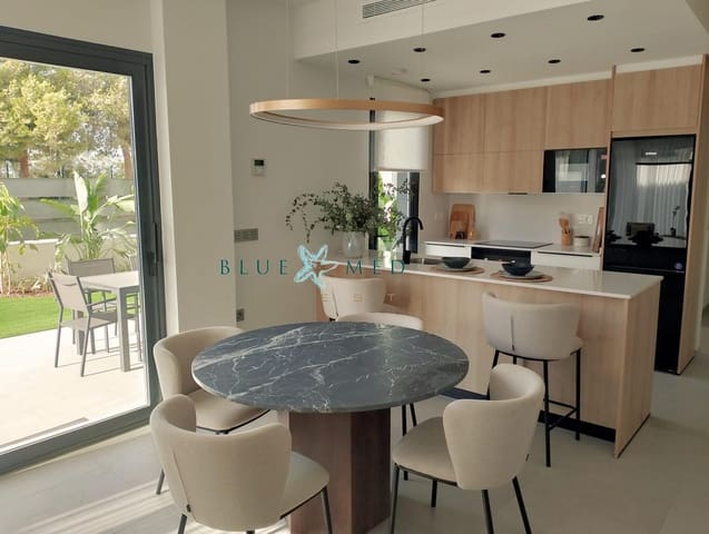 3 slaapkamer Villa te koop in Roda, San Javier met zwembad - € 399.000 (Ref: 8440614)