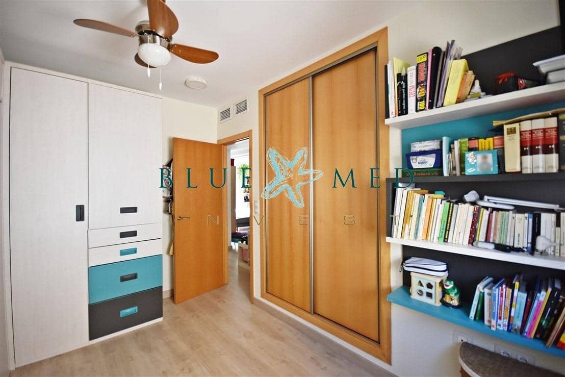 2 bedroom Apartment for sale in Puerto de Mazarron with garage - € 194,900 (Ref: 8531979)