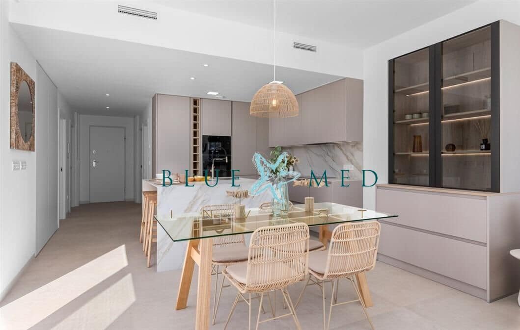 2 soveværelse Lejlighed til salg i Los Alcazares med swimmingpool - € 265.000 (Ref: 8561389)