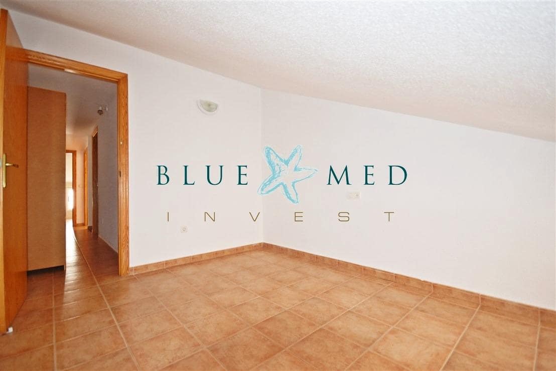 7 soveværelse Lejlighed til salg i Puerto de Mazarron med swimmingpool - € 250.000 (Ref: 8638607)