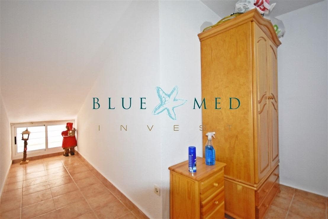 7 soveværelse Lejlighed til salg i Puerto de Mazarron med swimmingpool - € 250.000 (Ref: 8638607)