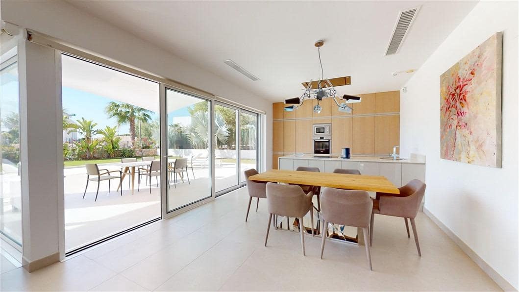 4 soveværelse Villa til salg i Dehesa de Campoamor med swimmingpool - € 1.050.000 (Ref: 8737854)