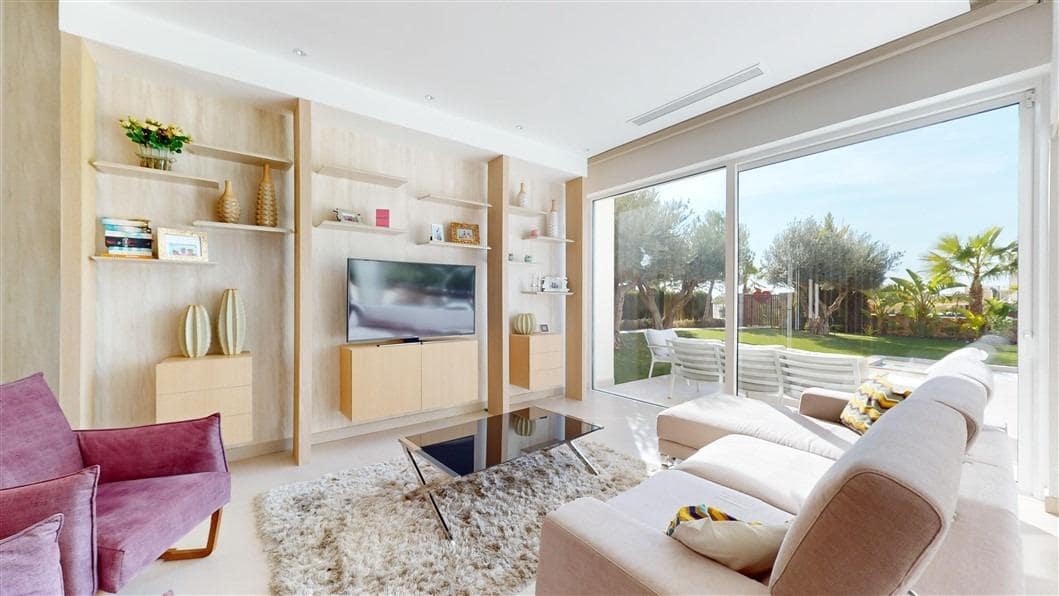 4 soveværelse Villa til salg i Dehesa de Campoamor med swimmingpool - € 1.050.000 (Ref: 8737854)