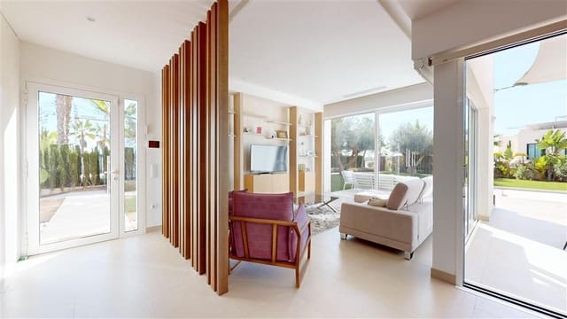 4 Zimmer Villa zu verkaufen in Dehesa de Campoamor, Orihuela mit Pool - 1.050.000 € (Ref: 8737854)