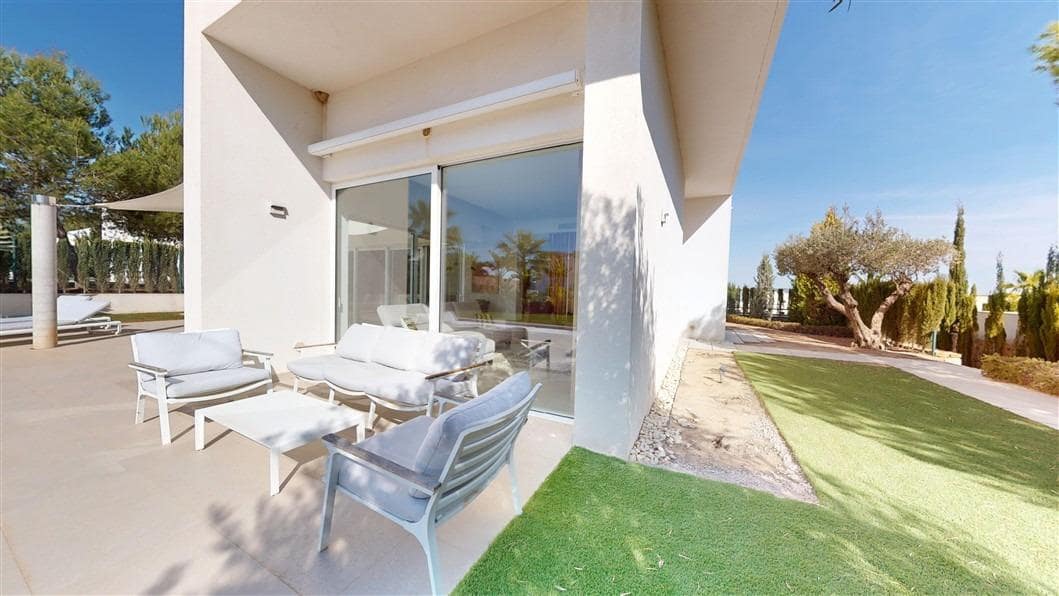 4 soveværelse Villa til salg i Dehesa de Campoamor med swimmingpool - € 1.050.000 (Ref: 8737854)