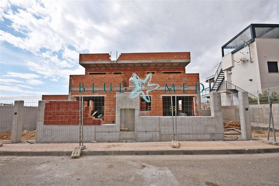 2 soverom Leilighet til salgs i Puerto de Mazarron med svømmebasseng - € 265 000 (Ref: 8764008)