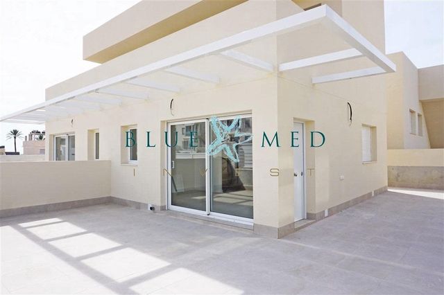 2 slaapkamer Appartement te koop in Puerto de Mazarron, Mazarrón met zwembad garage - € 249.900 (Ref: 8764008)