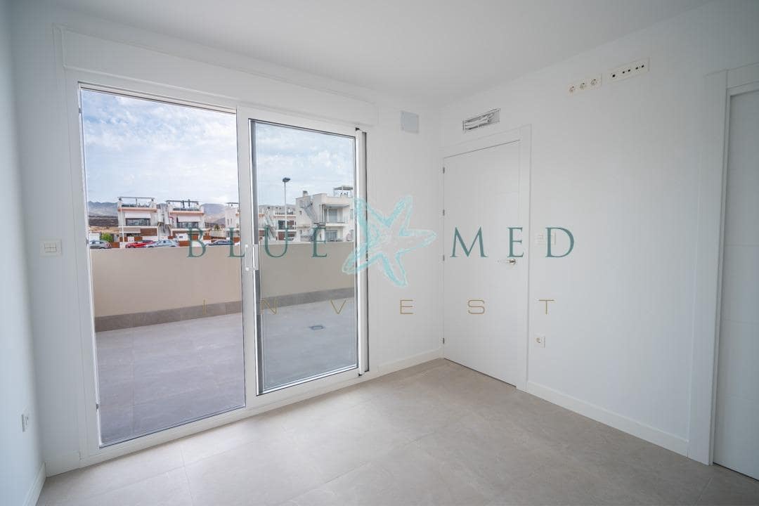 2 sypialnia Apartament na sprzedaż w Puerto de Mazarron z basenem garażem - 249 900 € (Ref: 8764008)