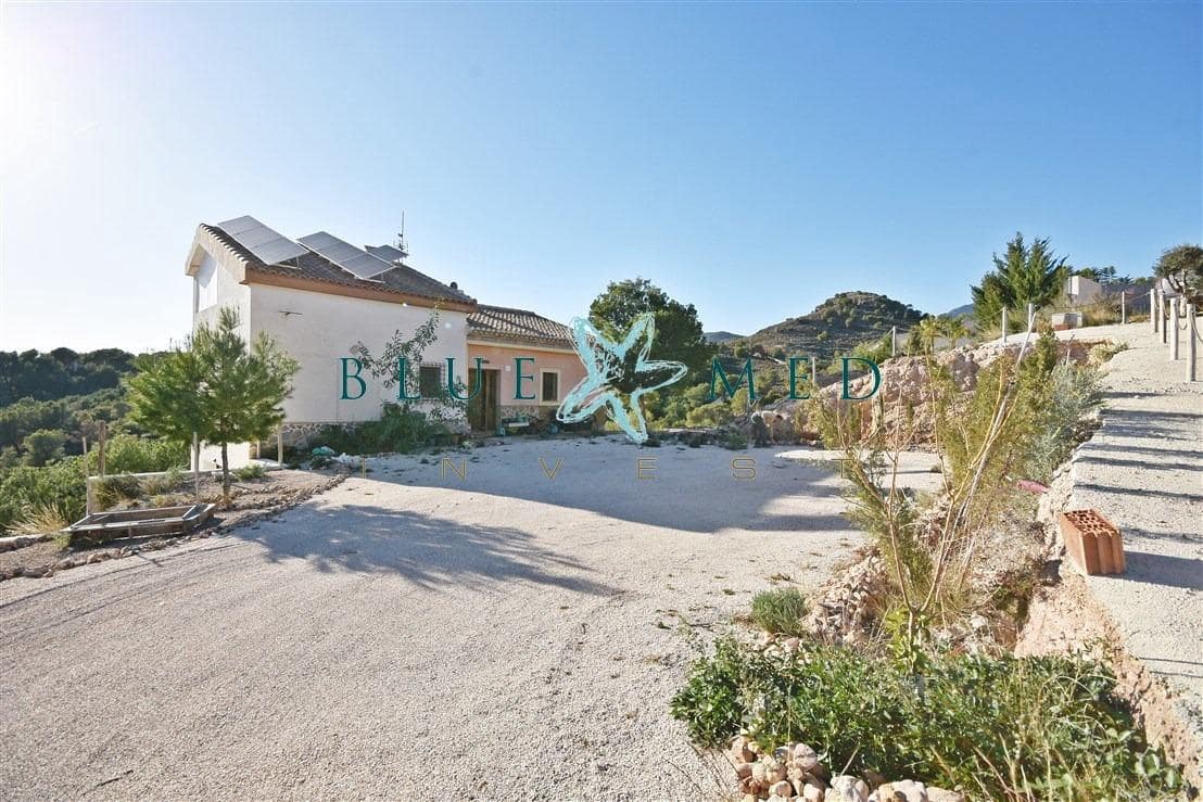 3 soveværelse Finca/Landehus til salg i Totana med garage - € 340.000 (Ref: 8770392)