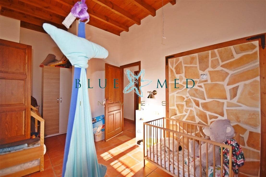 3 soveværelse Finca/Landehus til salg i Totana med garage - € 315.000 (Ref: 8770392)