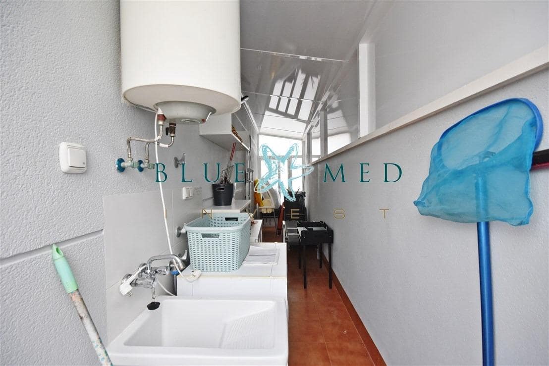 3 bedroom Villa for sale in Puerto de Mazarron with pool - € 375,000 (Ref: 8867208)