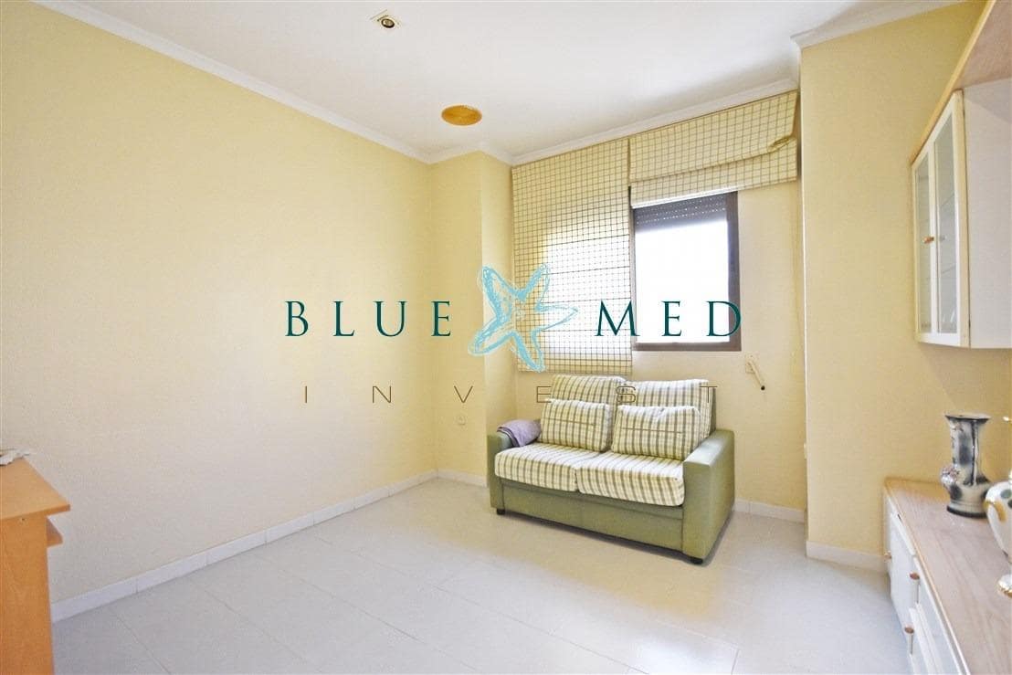 4 Zimmer Apartment zu verkaufen in Puerto de Mazarron mit Garage - 200.000 € (Ref: 8879967)