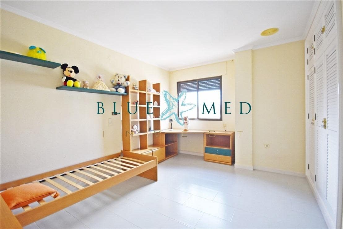 4 Zimmer Apartment zu verkaufen in Puerto de Mazarron mit Garage - 200.000 € (Ref: 8879967)