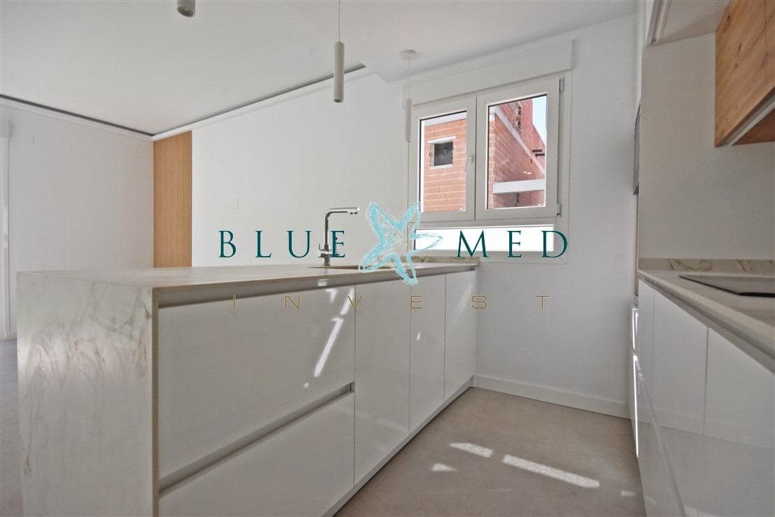 3 slaapkamer Villa te koop in Puerto de Mazarron met zwembad - € 350.000 (Ref: 8879968)