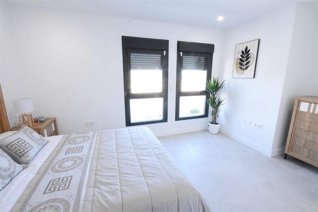 3 slaapkamer Villa te koop in La Pinilla - € 254.730 (Ref: 8888713)