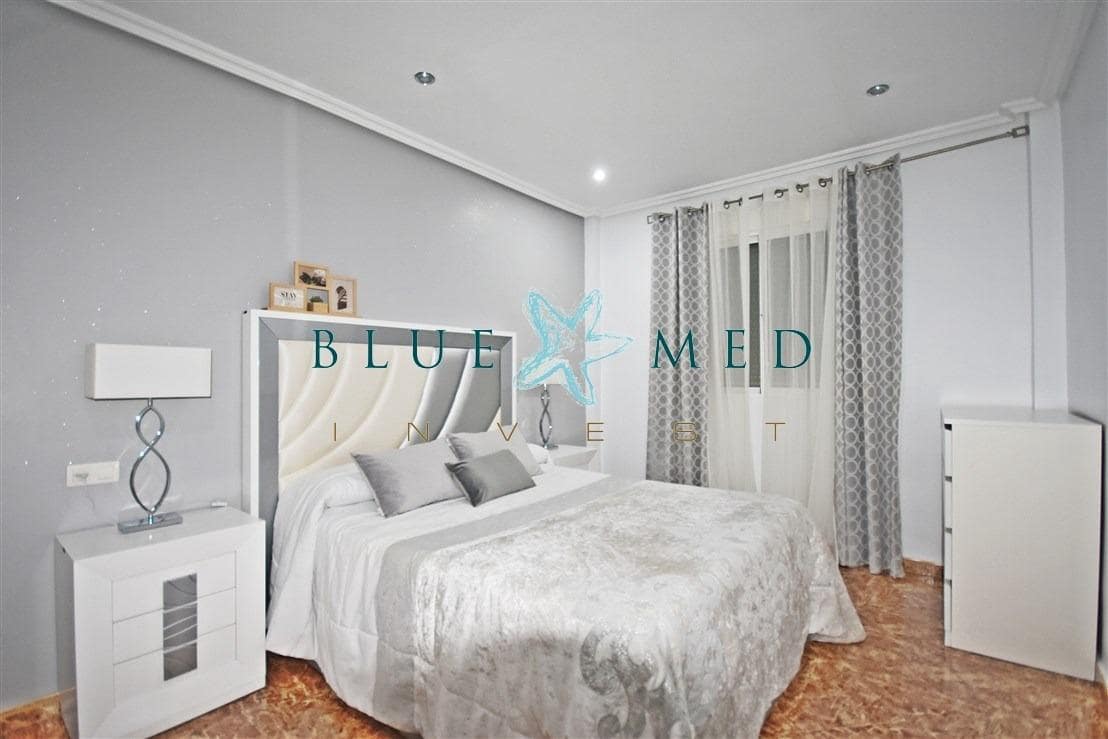 3 bedroom Villa for sale in Mazarron with garage - € 357,000 (Ref: 8895030)