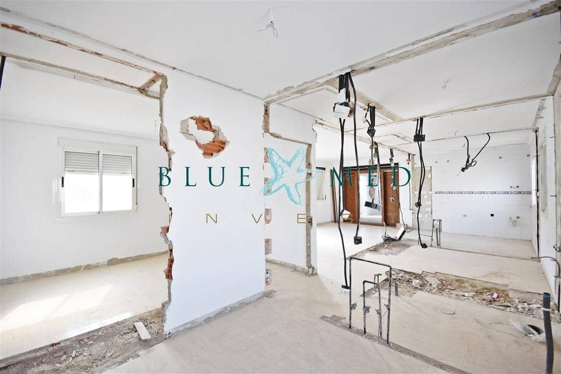 2 soveværelse Villa til salg i Camposol med swimmingpool - € 110.000 (Ref: 8915468)