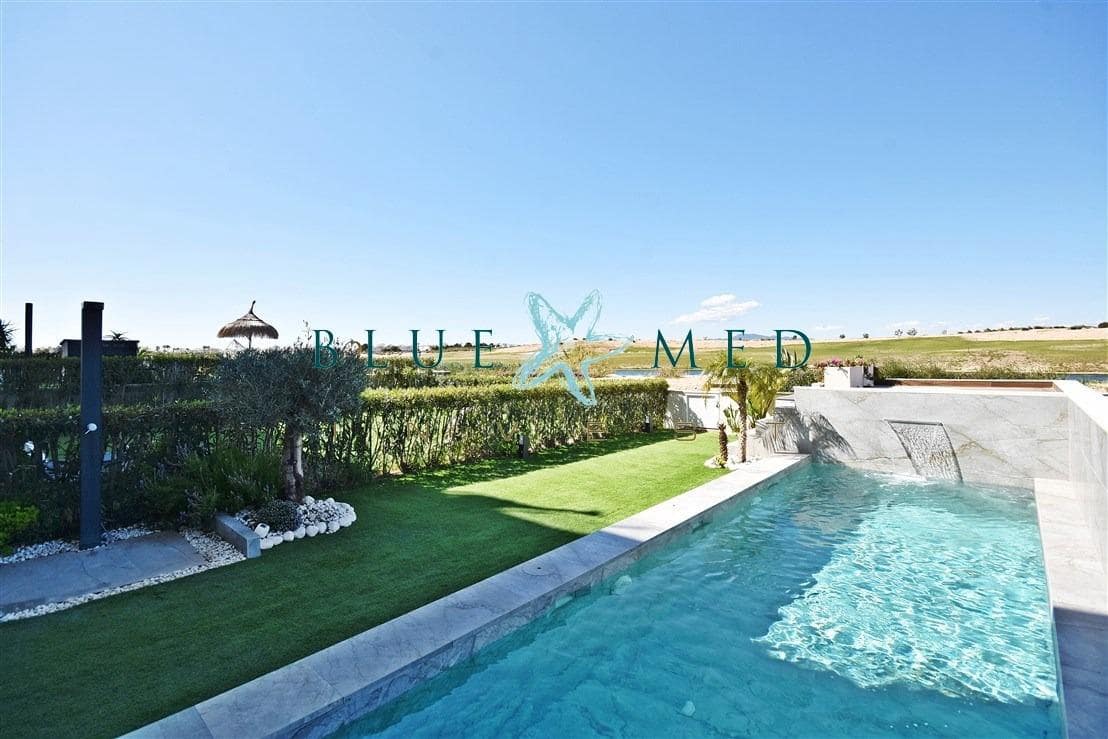 2 bedroom Apartment for sale in Condado de Alhama with pool - € 249,500 (Ref: 8921457)