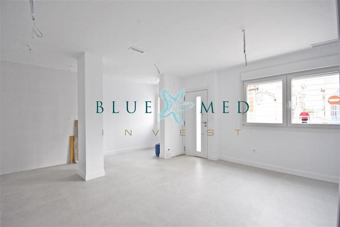 Apartamento de 2 habitaciones en Puerto de Mazarron en venta - 124.900 € (Ref: 8928824)