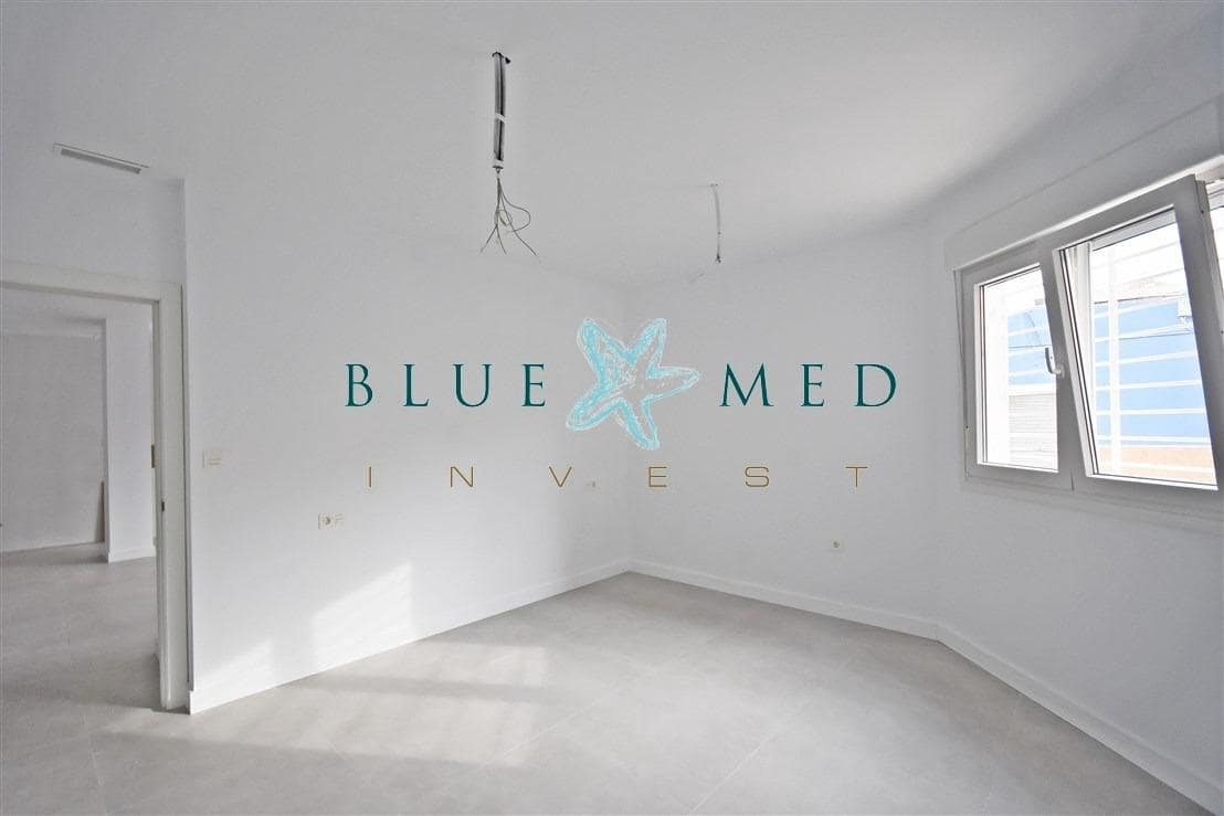 Apartamento de 2 habitaciones en Puerto de Mazarron en venta - 124.900 € (Ref: 8928824)