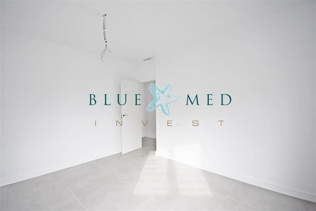 Apartamento de 2 habitaciones en Puerto de Mazarron en venta - 124.900 € (Ref: 8928824)