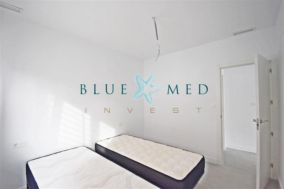 Apartamento de 2 habitaciones en Puerto de Mazarron en venta - 124.900 € (Ref: 8928824)