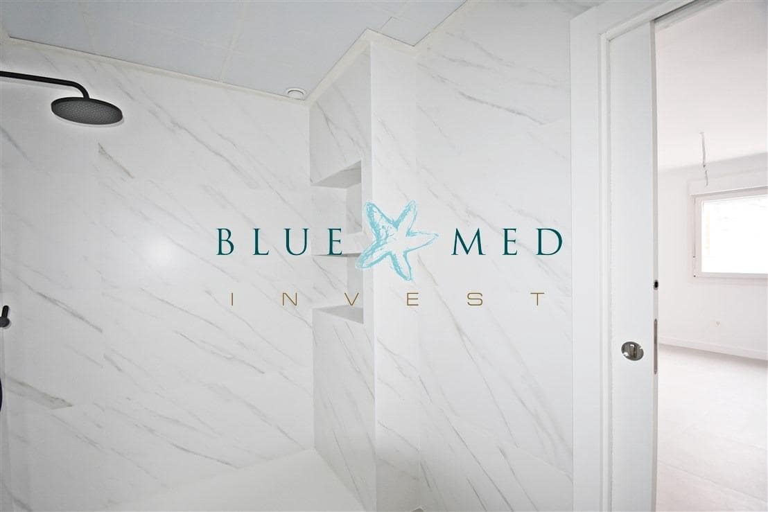 Apartamento de 2 habitaciones en Puerto de Mazarron en venta - 124.900 € (Ref: 8928824)